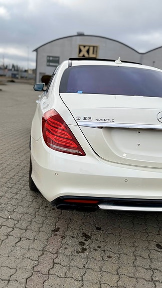 Mercedes-Benz S63 8 of 26