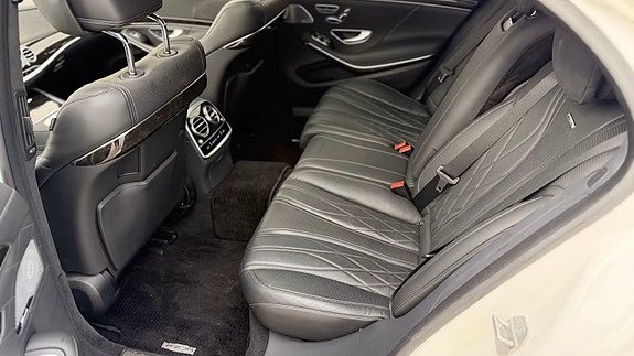 Mercedes-Benz S63 24 of 26