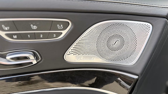 Mercedes-Benz S63 21 of 26