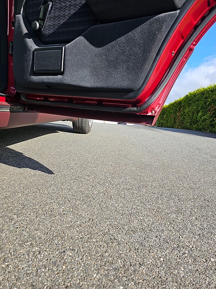 Mercedes-Benz 230 E 9 of 27