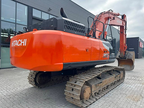 Hitachi ZX 350 LC-7 5 of 17