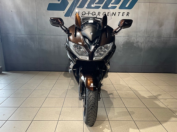 Yamaha FJR 1300 AE 9 of 15