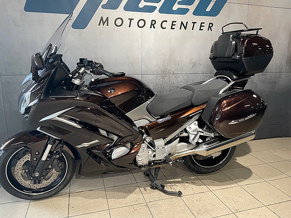 Yamaha FJR 1300 AE 13 of 15