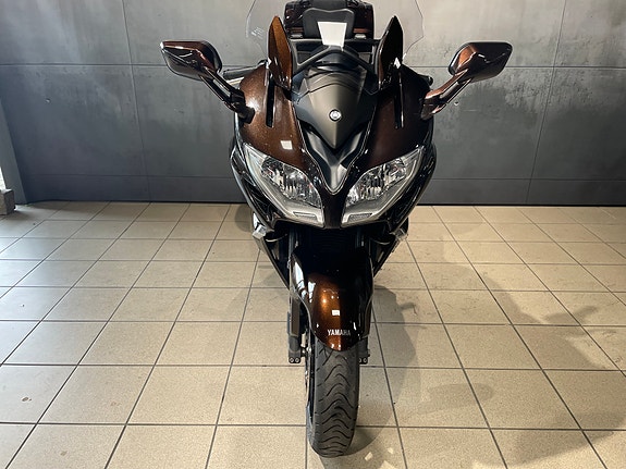 Yamaha FJR 1300 AE 12 of 15