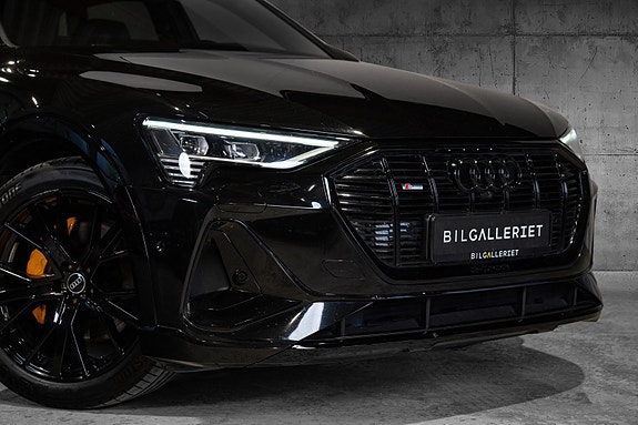 Audi 2 of 30