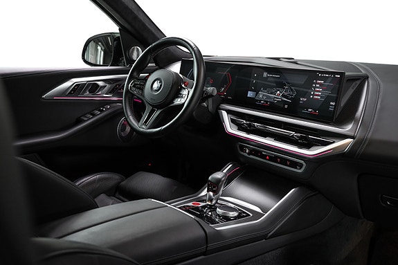 BMW XM 30 of 30
