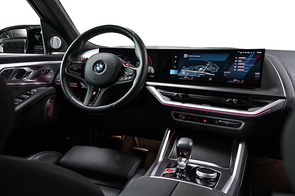 BMW XM 29 of 30