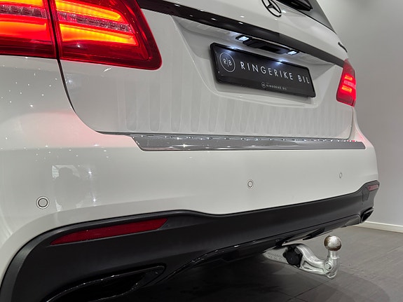 Mercedes-Benz GLS350 d 9 of 30