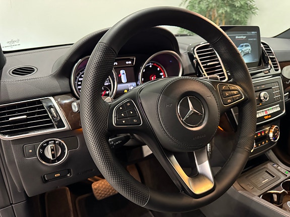 Mercedes-Benz GLS350 d 22 of 30