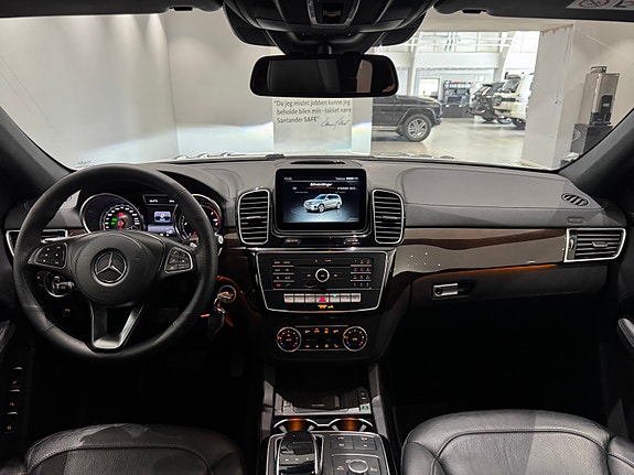 Mercedes-Benz GLS350 d 16 of 30
