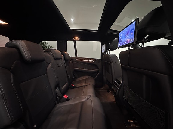 Mercedes-Benz GLS350 d 24 of 30