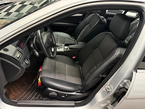 Mercedes-Benz C220 20 of 30