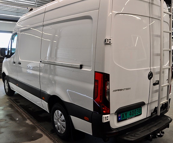 Mercedes-Benz Sprinter 316 4 of 23