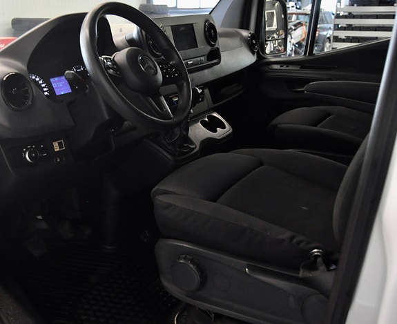 Mercedes-Benz Sprinter 316 16 of 23