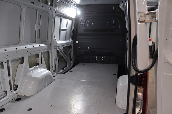 Mercedes-Benz Sprinter 316 19 of 23