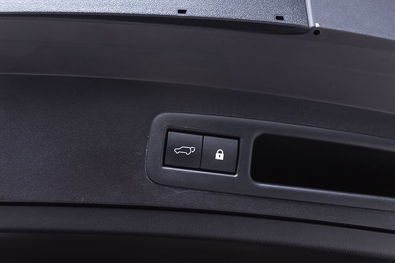 Lexus UX300e 29 of 29