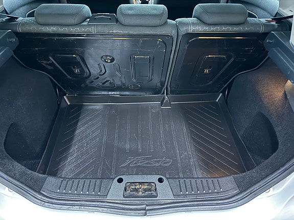 Ford Fiesta 14 of 30