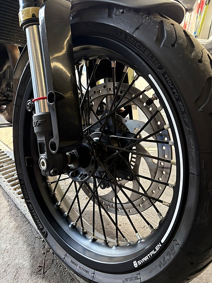 Husqvarna Svartpilen 125 12 of 22