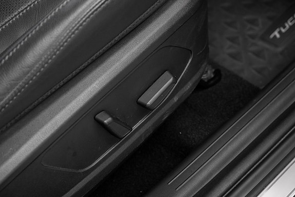 Hyundai Tucson 30 of 30