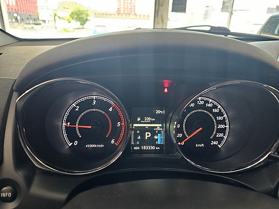 Mitsubishi ASX 17 of 26