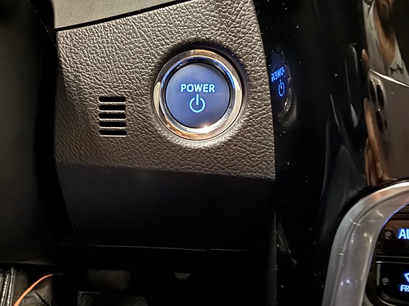 Toyota Auris 29 of 30