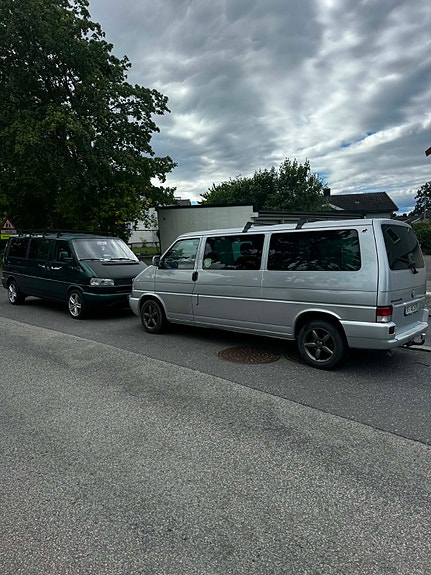Volkswagen Caravelle 22 of 26