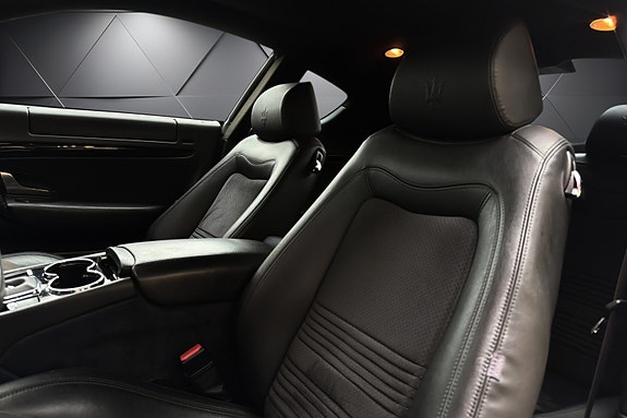 Maserati GranTurismo 12 of 19