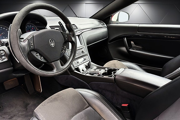 Maserati GranTurismo 10 of 19