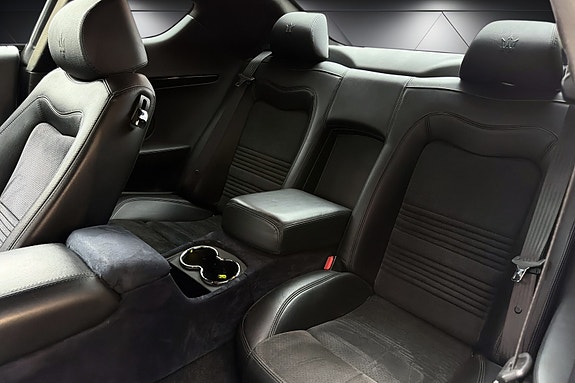 Maserati GranTurismo 13 of 19