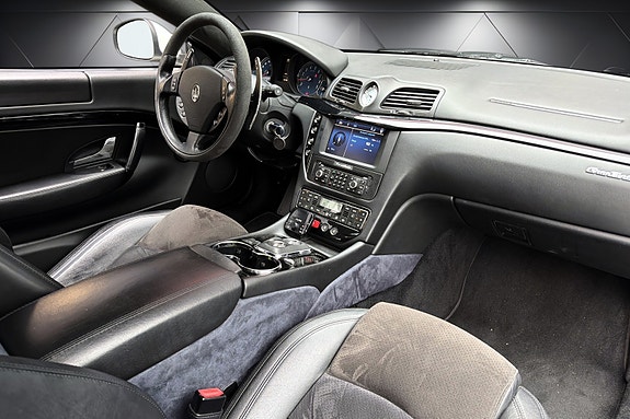 Maserati GranTurismo 9 of 19