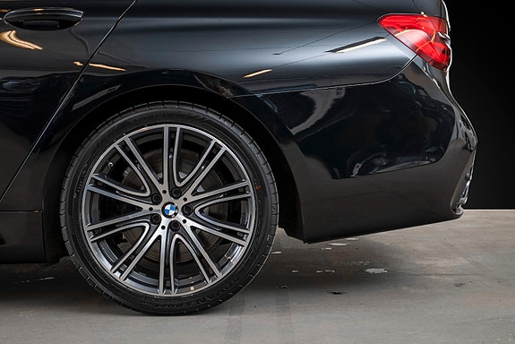 BMW 750iL 6 of 30