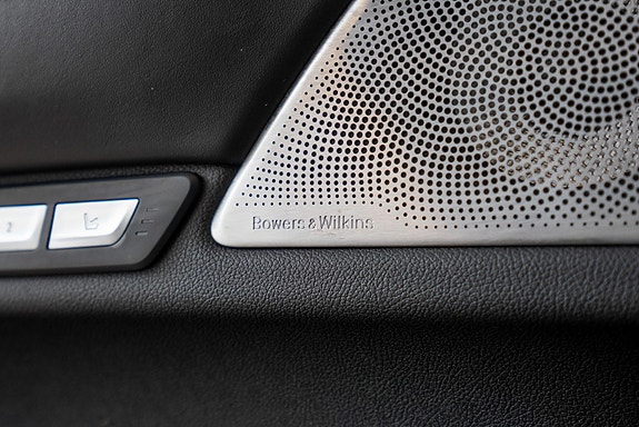 BMW 750iL 12 of 30
