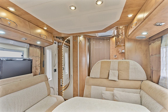 Carthago Chic C-Line T plus 4.8 | HØSTPRIS | Solcelle | Sykkelstativ | 3L motor | 7 of 30