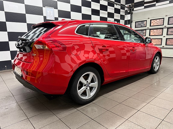 Volvo V40 7 of 30