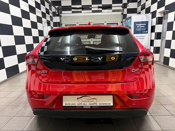 Volvo V40 9 of 30