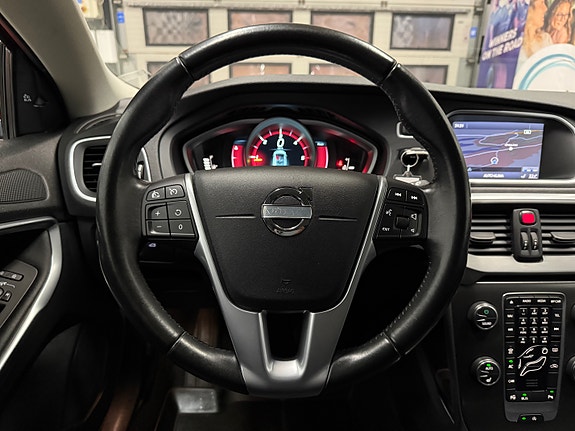 Volvo V40 28 of 30