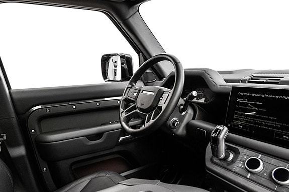 Land Rover Defender 110 29 of 30