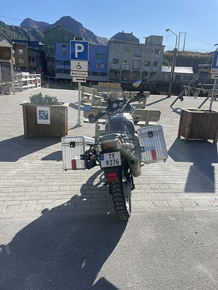 Moto Guzzi Quota 1100 ES 5 of 8