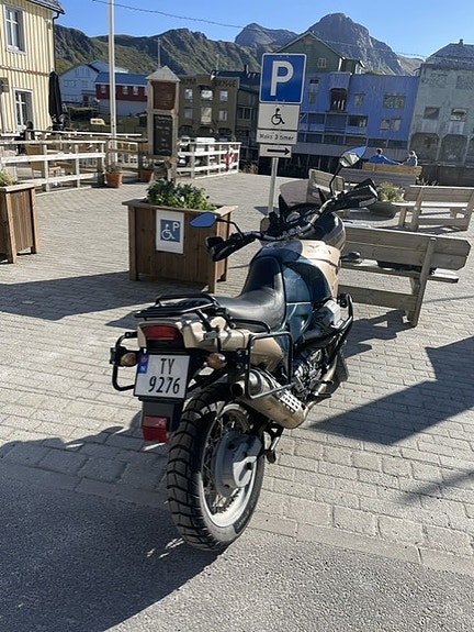 Moto Guzzi Quota 1100 ES 2 of 8