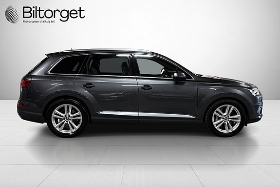 Audi Q7 5 of 30