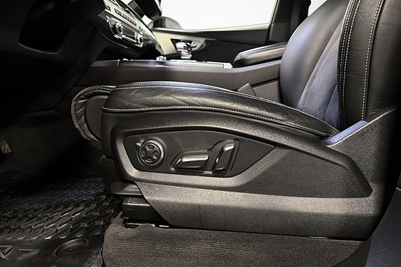 Audi Q7 20 of 30
