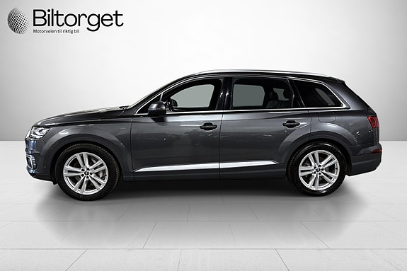 Audi Q7 13 of 30