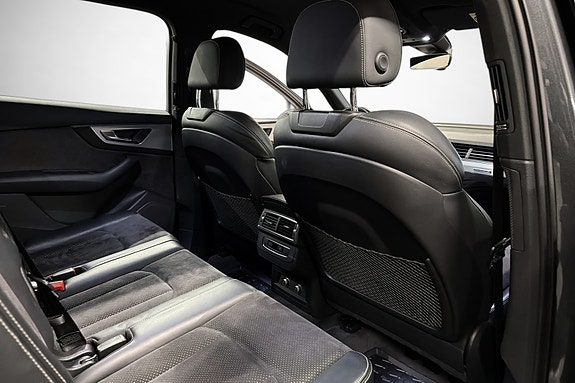 Audi Q7 18 of 30