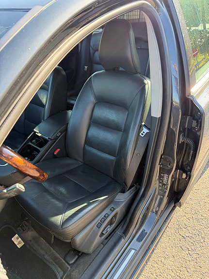 Volvo V70 17 of 30