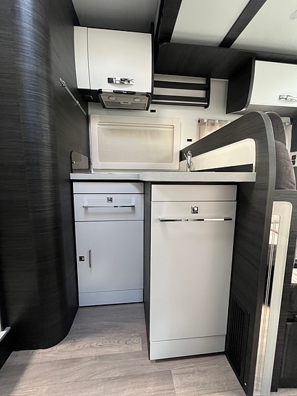 Benimar Mileo 263, B førerkort, 160 hk.  Automat 9 trinn 28 of 30