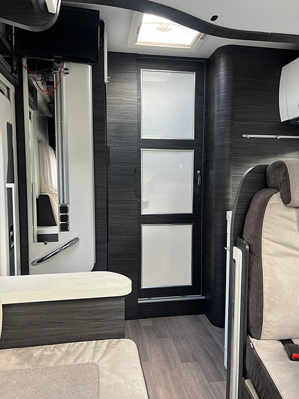 Benimar Mileo 263, B førerkort, 160 hk.  Automat 9 trinn 25 of 30