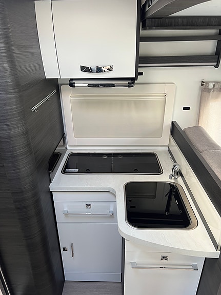 Benimar Mileo 263, B førerkort, 160 hk.  Automat 9 trinn 30 of 30