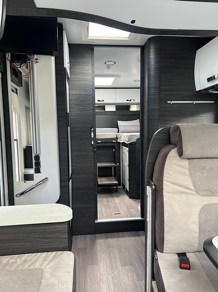 Benimar Mileo 263, B førerkort, 160 hk.  Automat 9 trinn 24 of 30