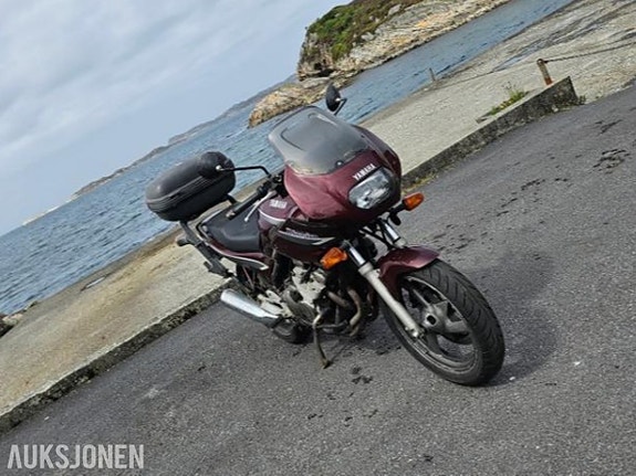 Yamaha XJ 600 Diversion 6 of 24