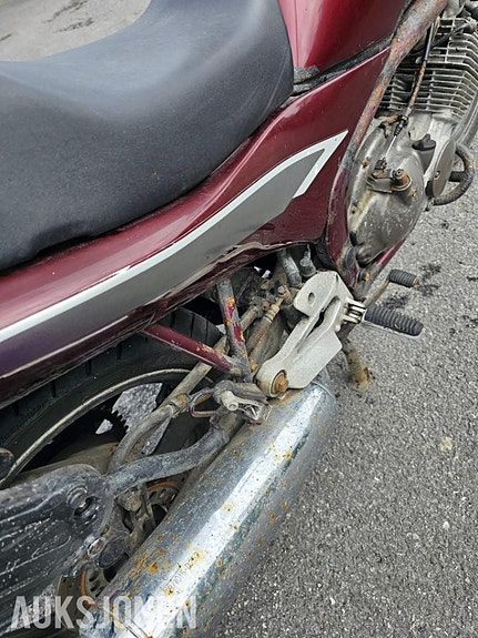 Yamaha XJ 600 Diversion 20 of 24